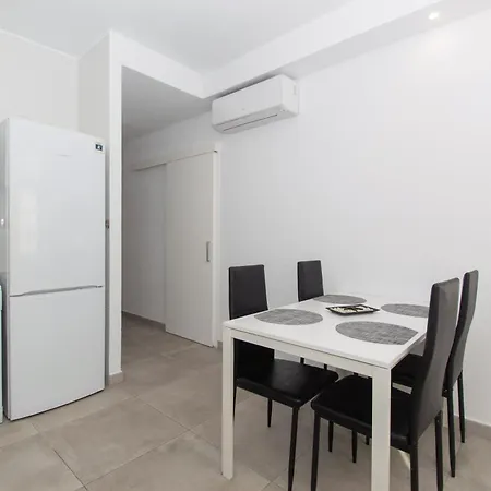 Fora Port * Fornells (Menorca)